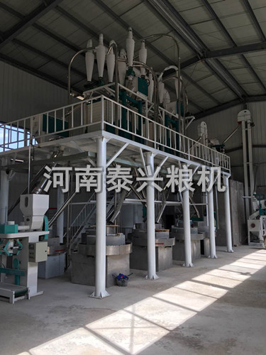 延安8組石磨面粉機設備現場圖